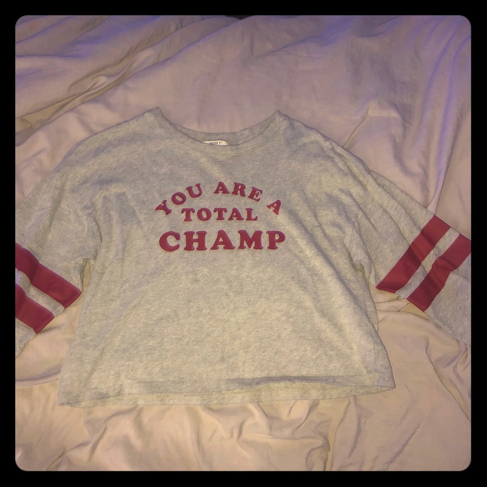 Long sleeve cropped tee